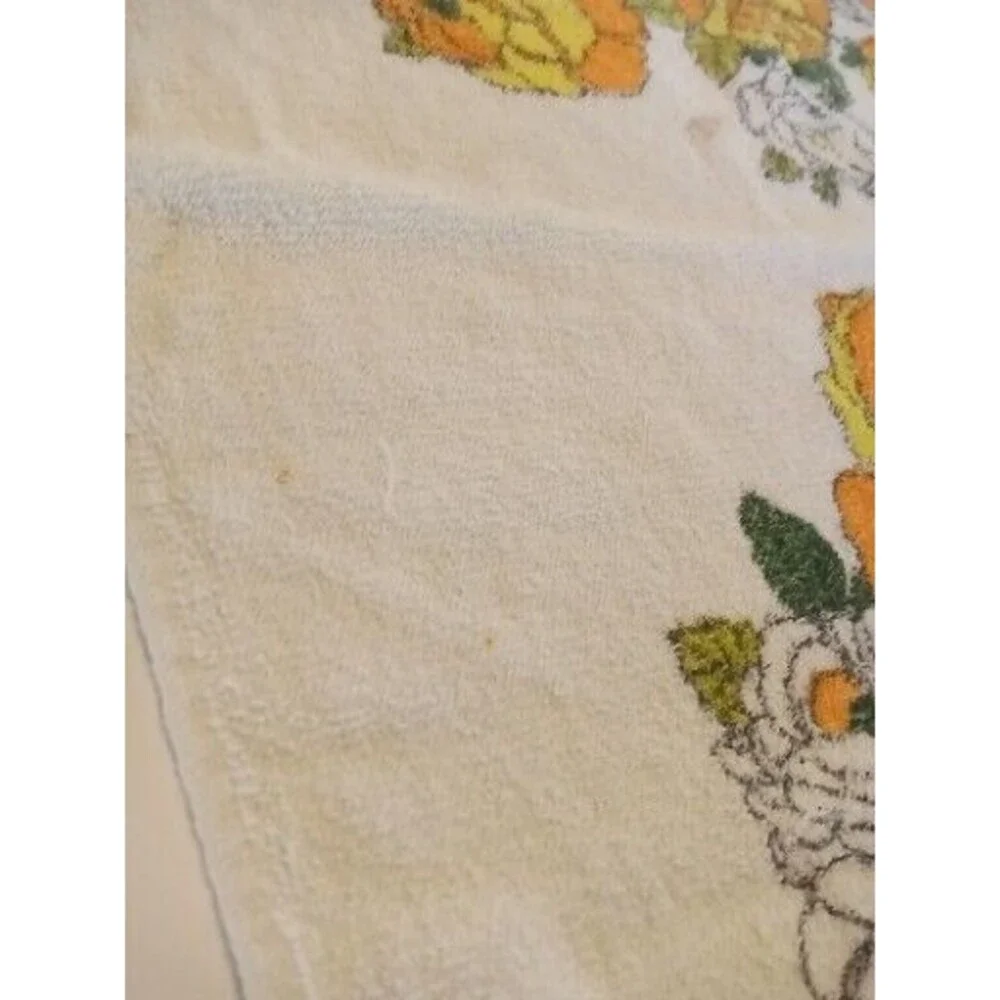 2 Vintage Bath Towels Orange Yellow Floral 60s 70s Cone‎ Made in USA
